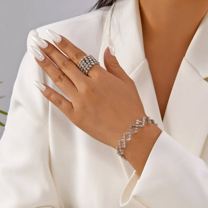 Retractable Ring Bracelet Accessory – Adjustable Minimalist Jewelry with Customizable Design for Everyday Fashion Styling