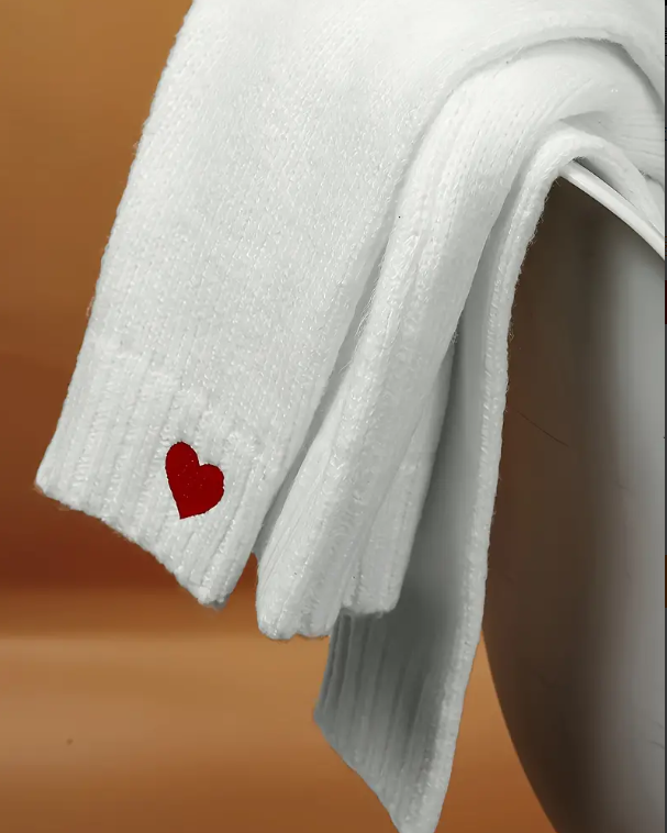 Women's Red Heart Knit Sweater – Long Sleeve Embroidered Pullover Top for Autumn Spring Casual Wear, Couples and Valentine's Gifts
