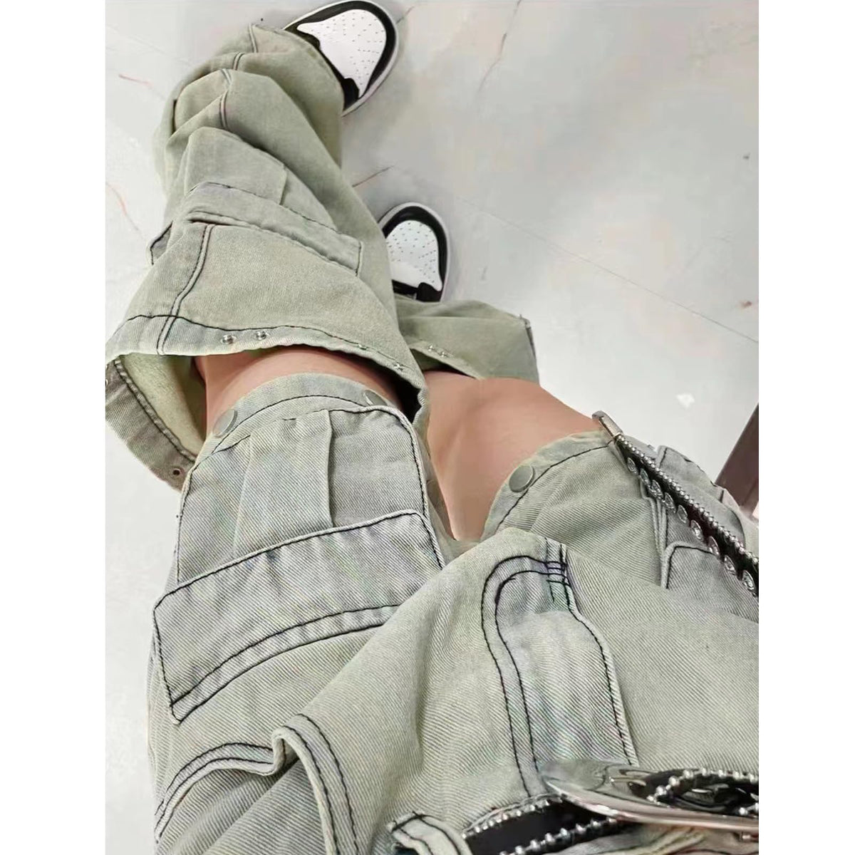 Gothic High-Waist Straight Jeans – Retro American Detachable Design Denim Pants for Women’s Streetwear Fashion
