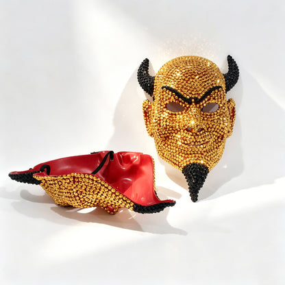 Crystal Horned Devil Mask – Rhinestone Full-Face Demon Costume Accessory for Halloween, Masquerade Balls, Festivals and Bold Gothic Party Looks