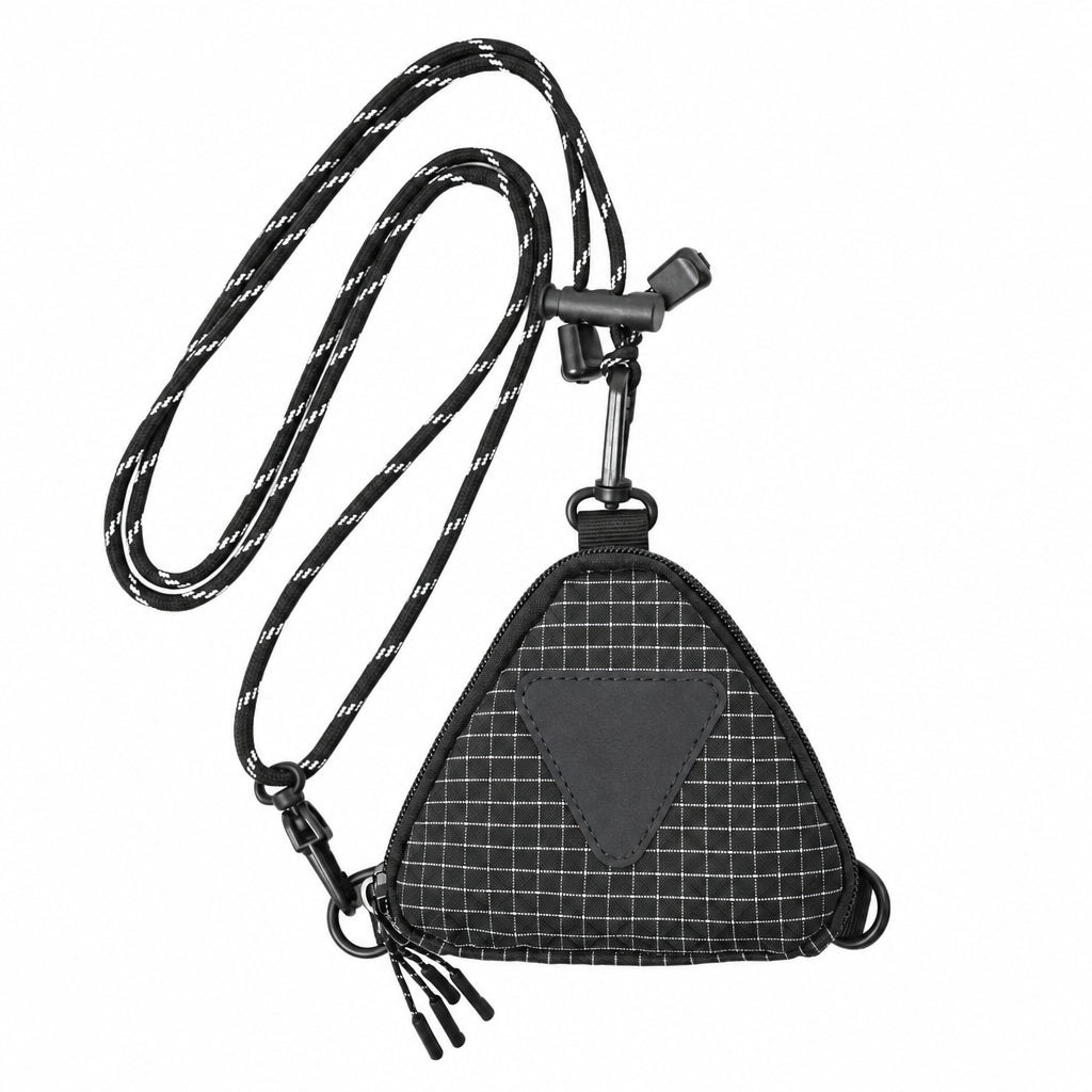 Japanese-Style Men’s Shoulder Bag – Compact Contrast Triangle Crossbody Pouch for Headphones, Keys, Workwear Outfits and Casual Everyday Carry
