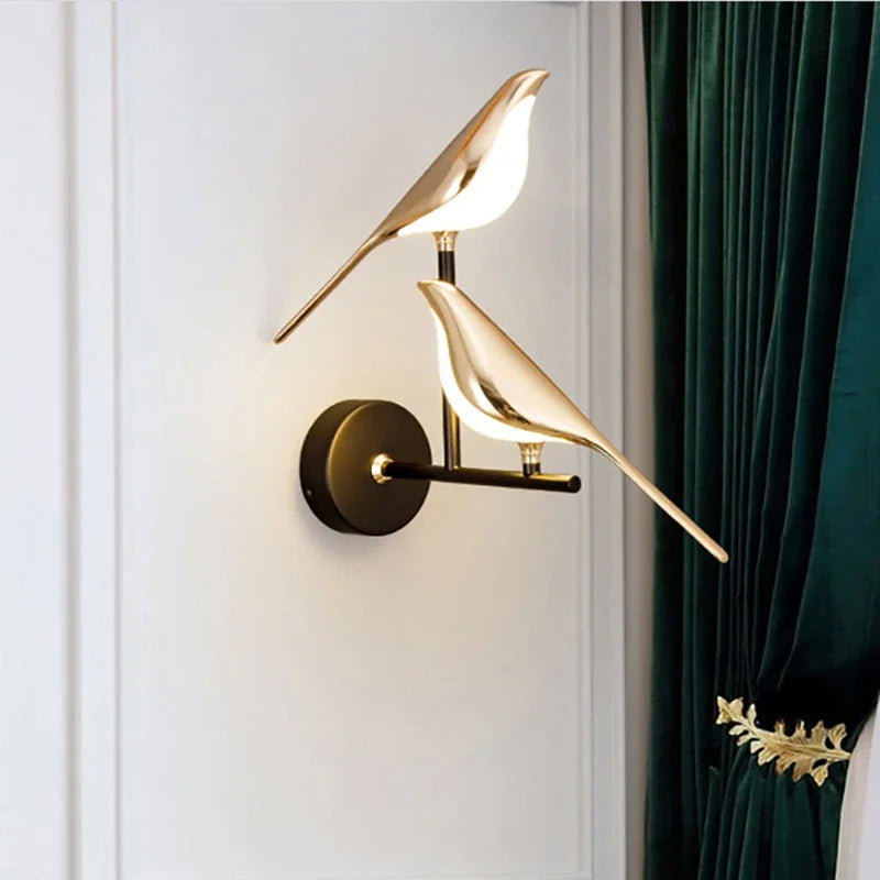 Nordic Golden Bird LED Wall Lamp – Creative Sconce for Parlor, Bedroom or Bar with Stylish Novelty Design and Soft Ambient Lighting