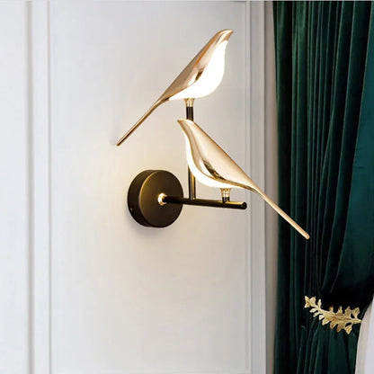 Nordic Golden Bird LED Wall Lamp – Creative Sconce for Parlor, Bedroom or Bar with Stylish Novelty Design and Soft Ambient Lighting