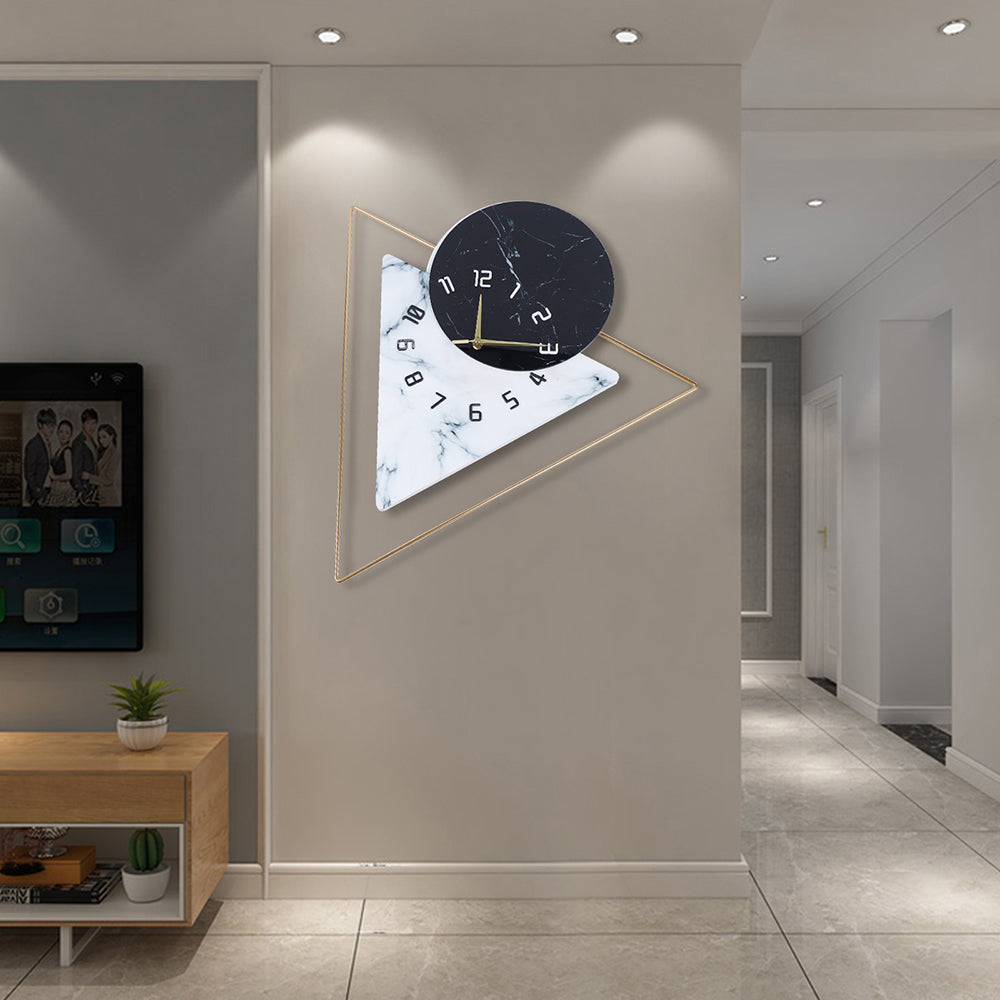 Nordic Style Geometric Wall Clock – Silent Quartz Movement Decorative Wall Accent for Homes, Restaurants & Offices