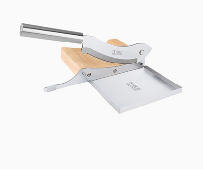 Chinese Herbal Medicine Slicing Machine – Precision Ginseng, Maca, Ganoderma & Antler Cutter for Herbalists, Clinics, and Tea Shops