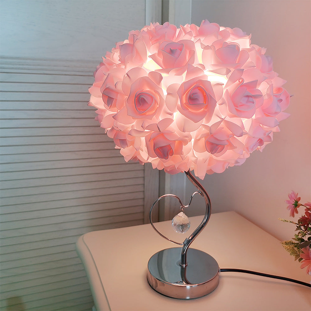 Pastoral Style Pink Table Lamp – Heart-Shaped Crystal Night Light for Bedrooms, Romantic Decorative Lighting and Perfect Gift for Girls, Teen Rooms, and Cozy Spaces