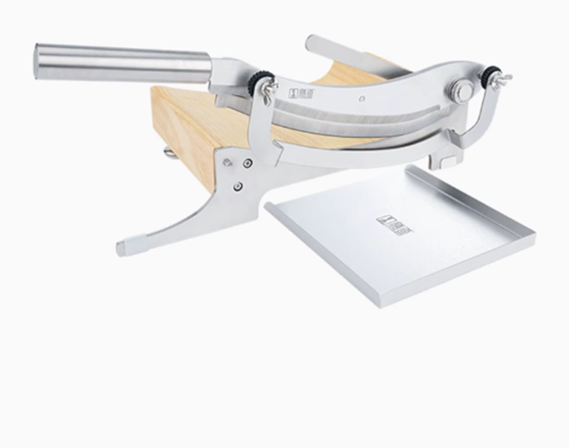 Chinese Herbal Medicine Slicing Machine – Precision Ginseng, Maca, Ganoderma & Antler Cutter for Herbalists, Clinics, and Tea Shops