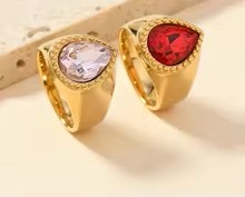 Vintage Oval Rhinestone Ring – 2025 Retro Chic Stainless Steel Jewelry for Timeless Feminine Elegance
