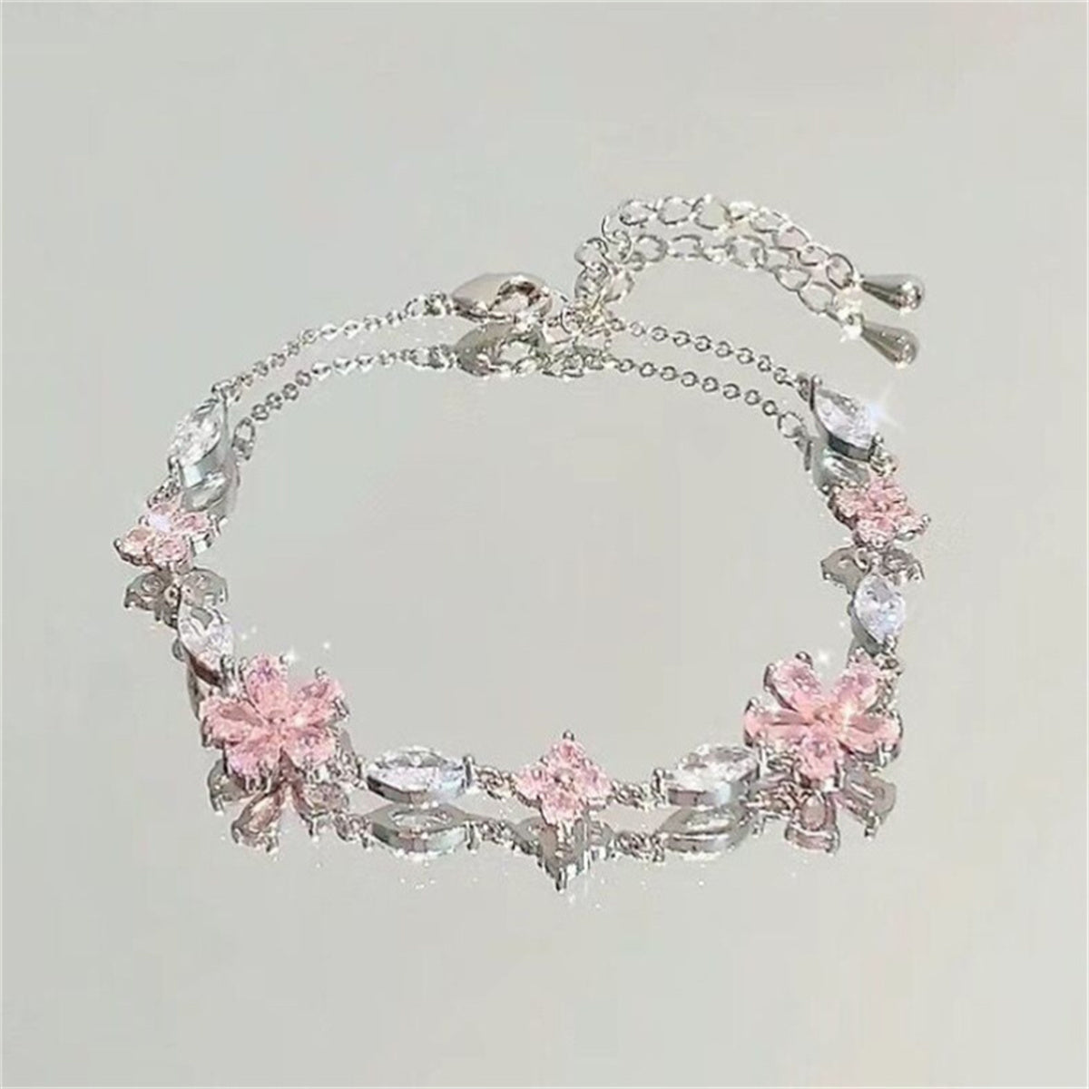 Elegant Crystal Flower Bracelet – Sparkling Zircon Floral Chain Jewelry for Women and Girls, Y2K Sweet Style Accessory for Weddings, Parties and Gifts