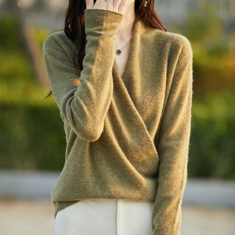Women's  Merino Wool Cashmere Sweater – Thick Loose Fit Long Sleeve Pullover for Warm Autumn Winter Luxury and Everyday Comfort