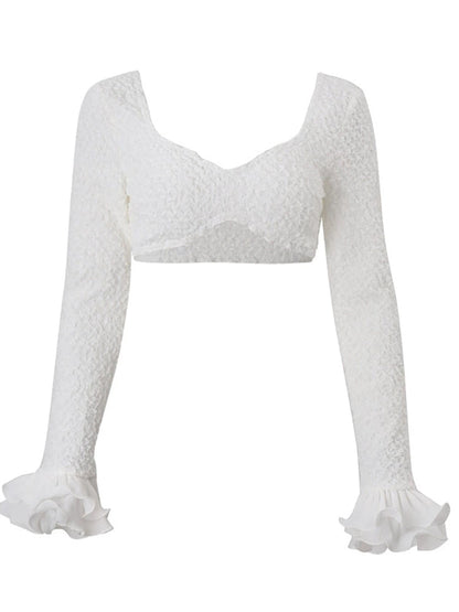 Ruffle Two-Piece Skirt Set – Sexy Low-Neck White Long-Sleeve Top and Mini Skirt for Slim Summer Party and Elegant Fashion Looks