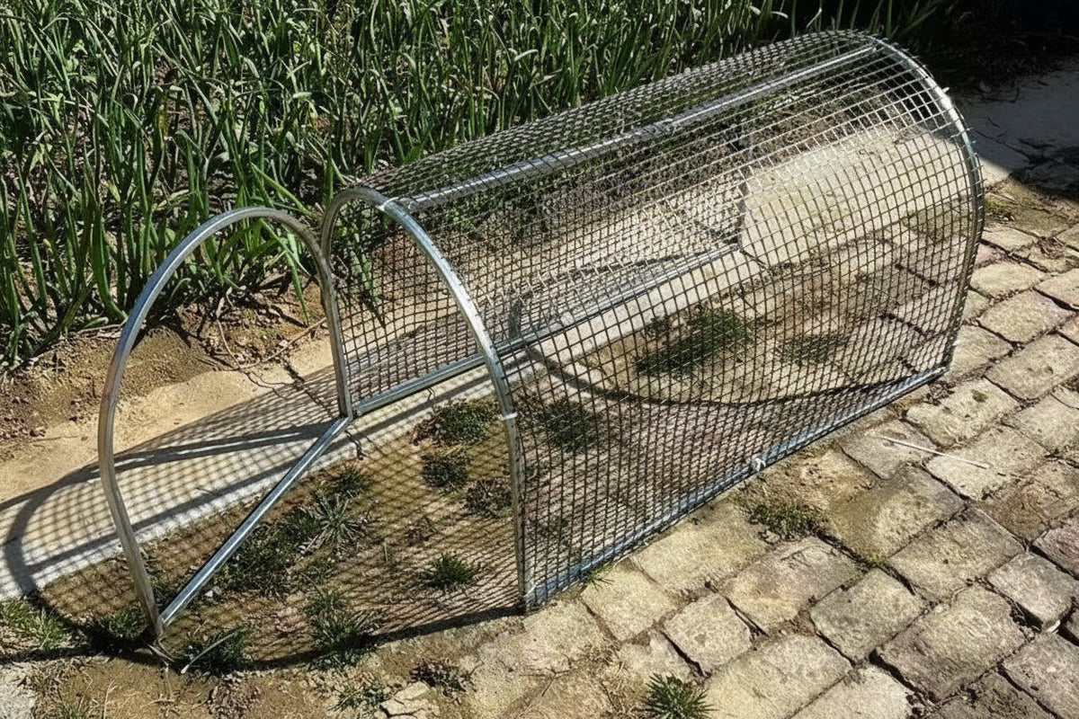 Folding Chicken Run Tunnel – 1-Meter Thickened Plastic Poultry Fence for Safe Outdoor Exercise, Backyard Roaming and Household Chicken Enclosures