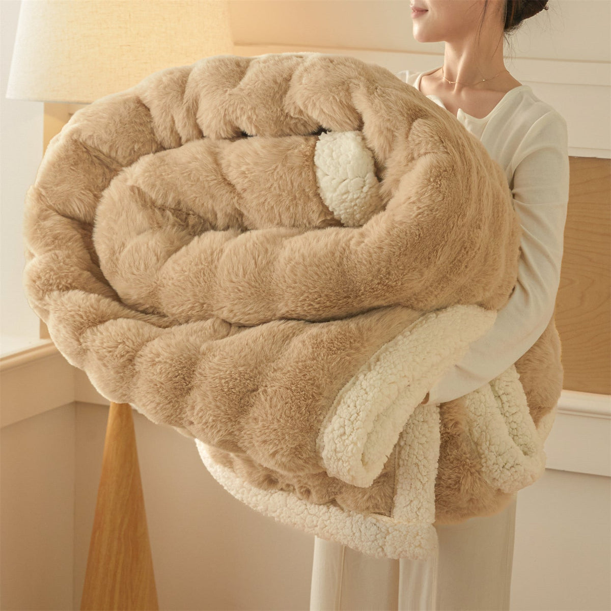 Luxury Faux Rabbit Fur Blanket – Thick Double Layer Plush Winter Bed and Sofa Throw for Cozy Warmth, Soft Comfort and Elegance