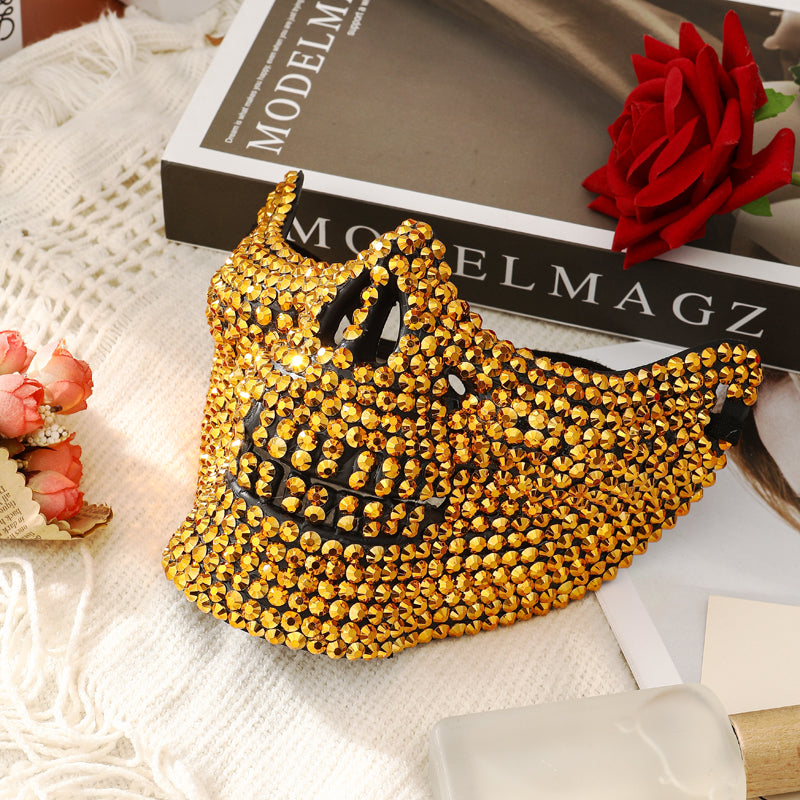 Rhinestone Cat Masquerade Mask – Full Crystal Feline Half-Face Costume for Halloween, Prom, Weddings, Themed Parties and Glamorous Photo Looks