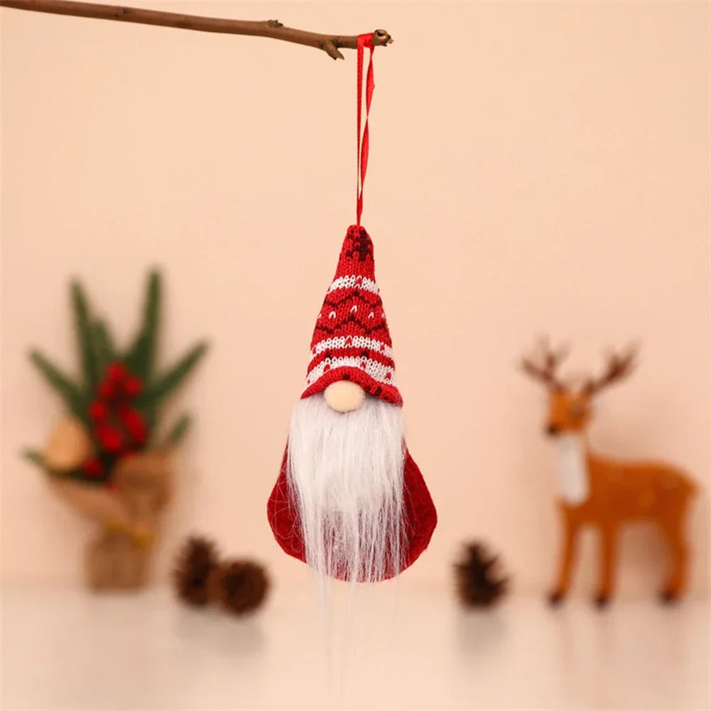 Santa Faceless Gnome Wall Decor – Adorable Hanging Christmas Dwarf Ornament for Xmas Trees, Holiday Dinners, Festive Home Styling, and Cozy Seasonal Atmosphere