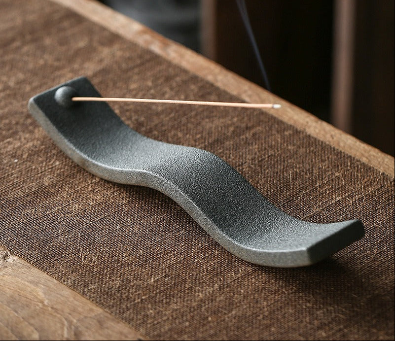 Handmade Ceramic Incense Holder – Minimalist Incense Stick Burner Tray for Home Office Meditation and Decorative Aromatherapy