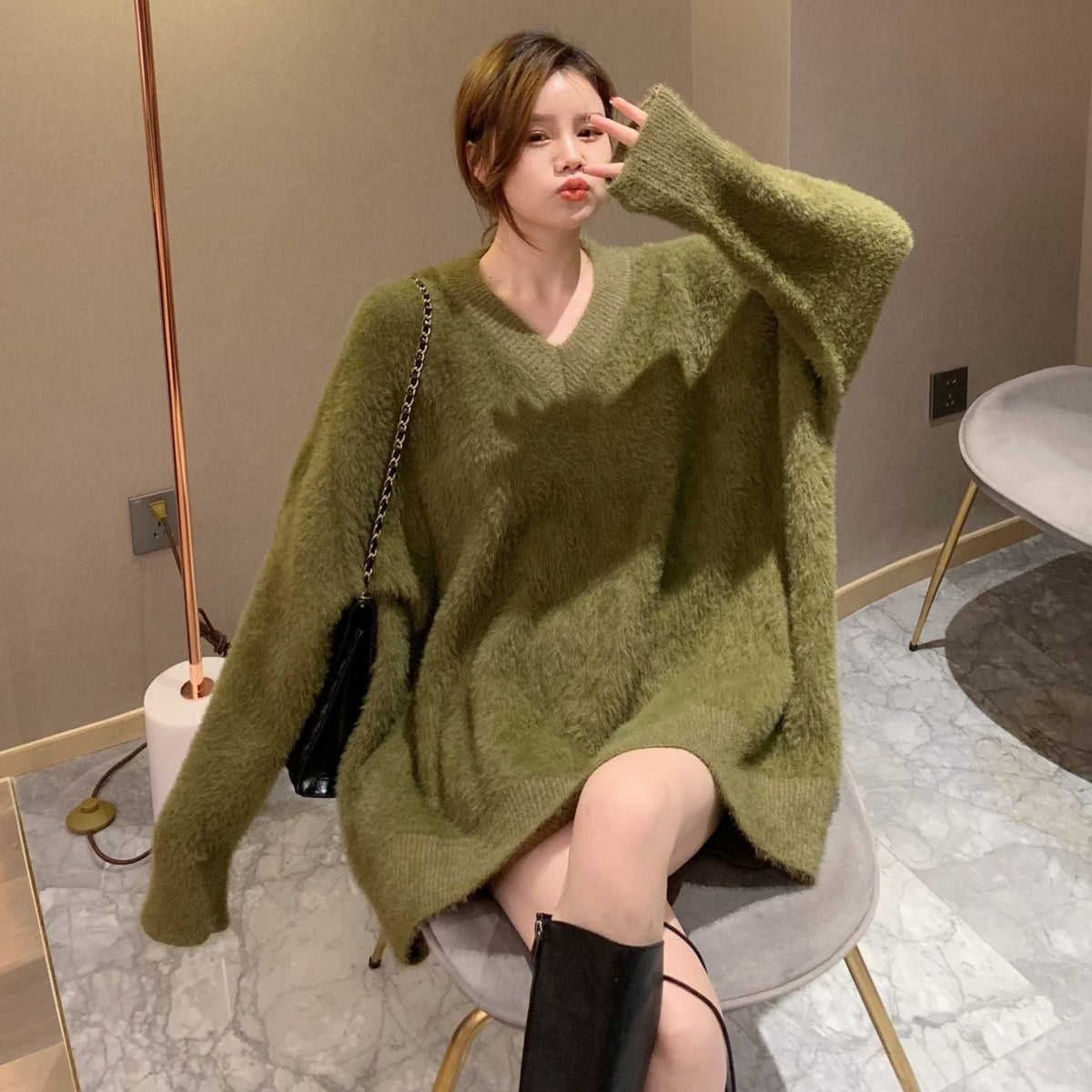 Oversized Knit Pullover Sweater – Women’s Loose Round Neck Long Sleeve Top for Cozy Autumn Winter Layering