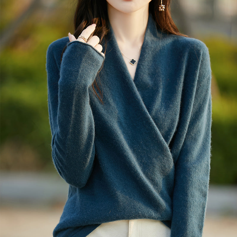 Women's  Merino Wool Cashmere Sweater – Thick Loose Fit Long Sleeve Pullover for Warm Autumn Winter Luxury and Everyday Comfort