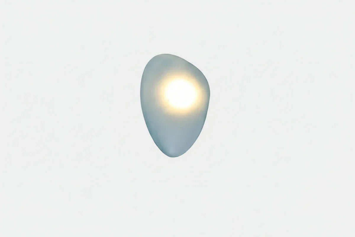 Nordic Pebble Wall Lamp – Creative Designer Shape Sconce for Studies, Bedrooms and Living Rooms with Modern Decorative Ambient Lighting