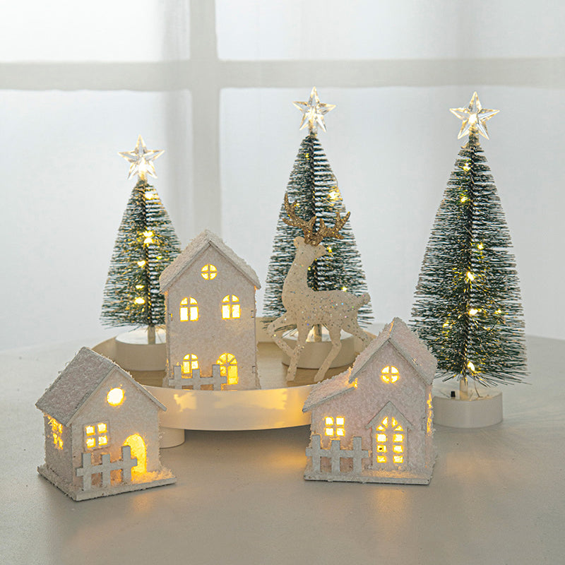 Cute Elk & Snow House Christmas Ornaments – Glowing Holiday Tree Decorations for New Year Atmosphere, Xmas Gifts & Seasonal Displays