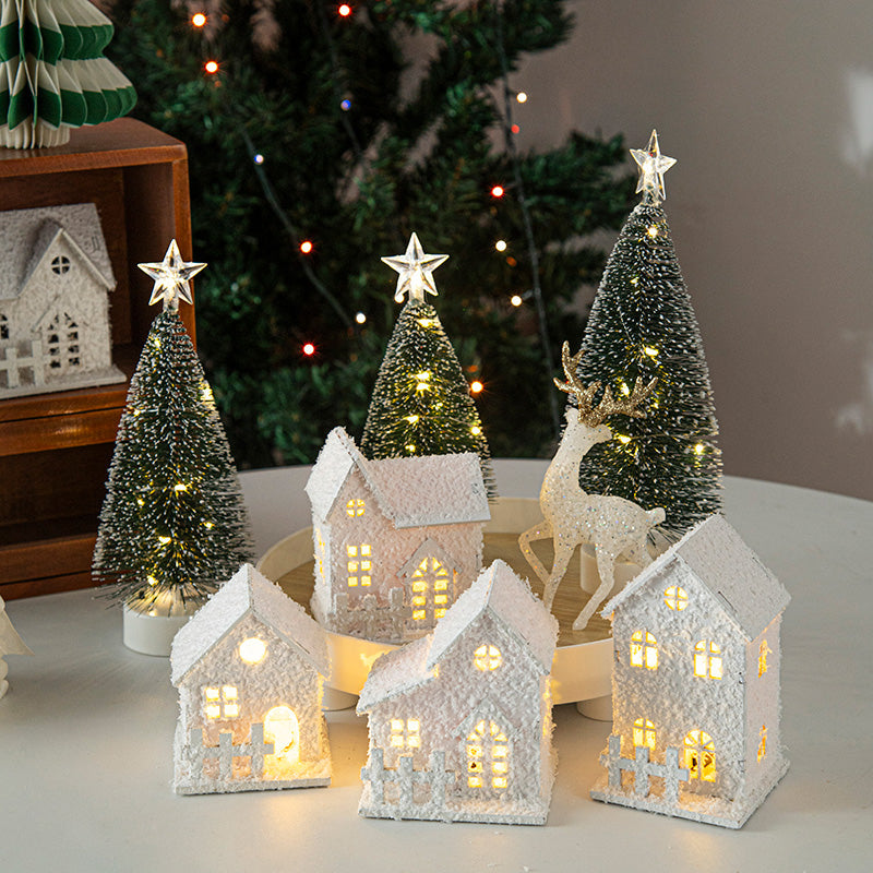 Cute Elk & Snow House Christmas Ornaments – Glowing Holiday Tree Decorations for New Year Atmosphere, Xmas Gifts & Seasonal Displays