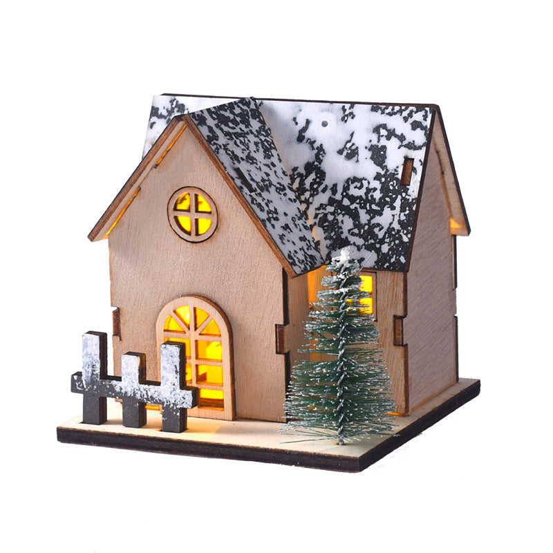 Cute Elk & Snow House Christmas Ornaments – Glowing Holiday Tree Decorations for New Year Atmosphere, Xmas Gifts & Seasonal Displays