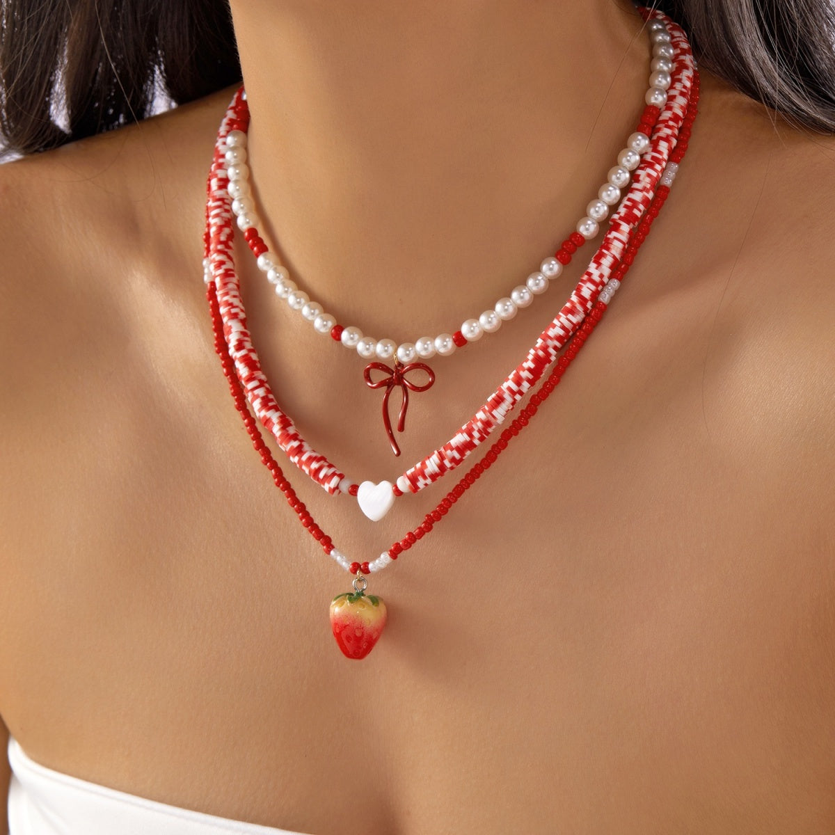 Strawberry Pendant Necklace – Delicate Rice Bead Clavicle Chain with Sweet Starfish and Cherry Details for Women, Beach Parties and Gifts