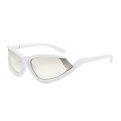 High-End Cycling Sunglasses – Sporty Notched Lens Design for Maximum UV Protection and Style