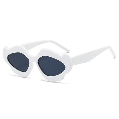 Irregular Flower Sunglasses – Retro Candy Color UV400 Shades for Men and Women’s Trendy Streetwear