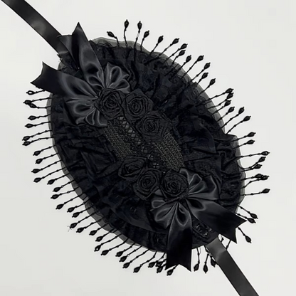 Gothic Halloween Cosplay Hat – Black Lace Cap with Pearl Tassels, Bow & Feather Details for Girls, Costume Parties and Photo Props