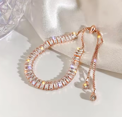 Gold-Plated Rhinestone Bracelet – 18K Gold Adjustable Stainless Steel Jewelry for the Modern Trendsetter