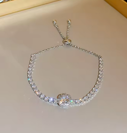 Gold-Plated Rhinestone Bracelet – 18K Gold Adjustable Stainless Steel Jewelry for the Modern Trendsetter