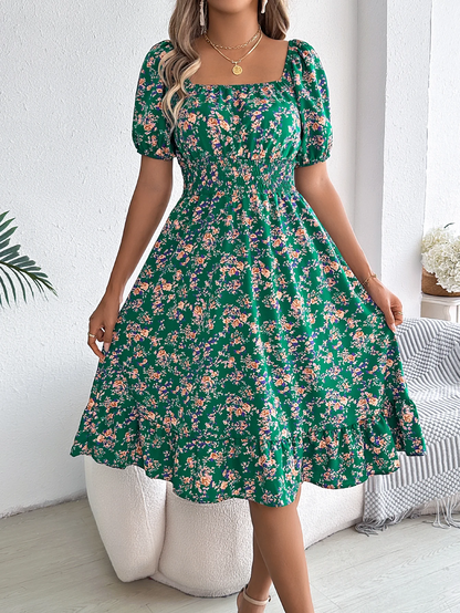 Floral Ruffled Square Neck Dress – Elegant Short Sleeve Summer Dress for Feminine Charm & Seasonal Sophistication
