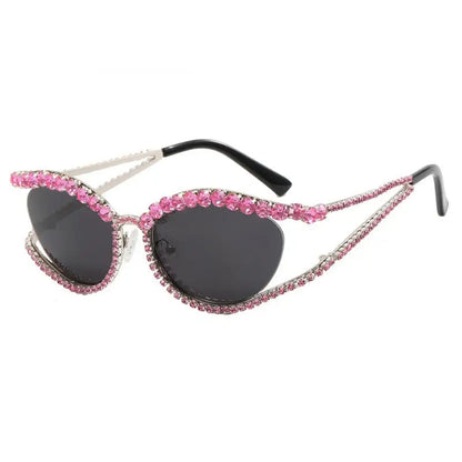 Diamond Cat Eye Hollow Concave Sunglasses – Trendsetting Street Photography Eyewear with Bold 3D Lens Shape for Fashion-Forward Women