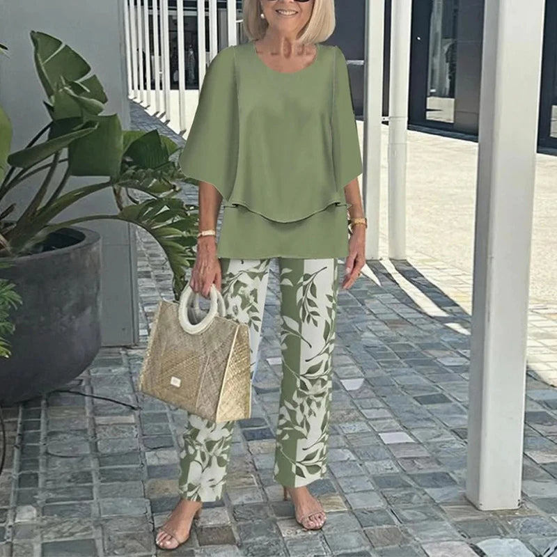 Elegant Women’s Ruffle Printed Suit Set – Flare Sleeve Blouse and Printed Pants Combo with Feminine Details for Chic Spring Style and Daytime Sophistication