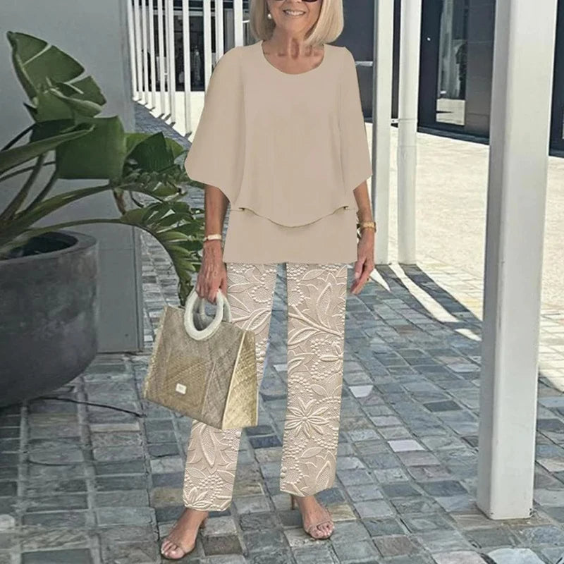 Elegant Women’s Ruffle Printed Suit Set – Flare Sleeve Blouse and Printed Pants Combo with Feminine Details for Chic Spring Style and Daytime Sophistication
