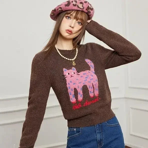 Autumn/Winter Cat Pattern Jacquard Sweater – Slim-Fit Short Pullover for Women with Playful Leg Cartoon Print, Cozy Seasonal Knit Style