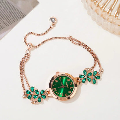 Vintage Rhinestone Women’s Quartz Bracelet Watch – Elegant Fashion Timepiece for Ladies, Classic Design for Luxury Everyday Style