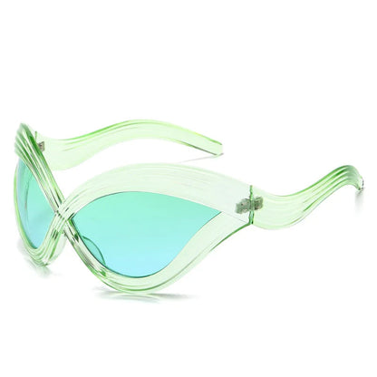 Oversized Cat Eye Futuristic Sunglasses – UV400 Y2K Punk-Style 2000s Party Glasses for Bold Summer Fashion and Cool Statement Looks
