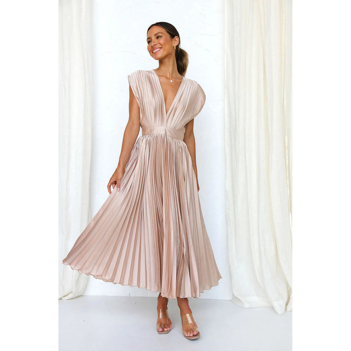 Women’s Sexy Pleated Summer Dress – Slimming French-Inspired V-Neck Long Dress with Zipper Closure, Flowy & Flattering Fit