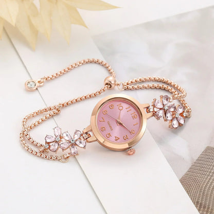 Vintage Rhinestone Women’s Quartz Bracelet Watch – Elegant Fashion Timepiece for Ladies, Classic Design for Luxury Everyday Style
