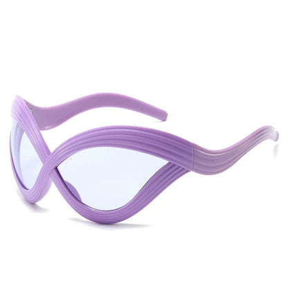 Oversized Cat Eye Futuristic Sunglasses – UV400 Y2K Punk-Style 2000s Party Glasses for Bold Summer Fashion and Cool Statement Looks