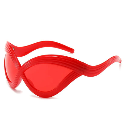 Oversized Cat Eye Futuristic Sunglasses – UV400 Y2K Punk-Style 2000s Party Glasses for Bold Summer Fashion and Cool Statement Looks