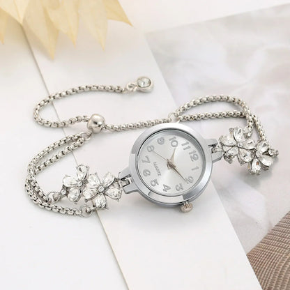 Vintage Rhinestone Women’s Quartz Bracelet Watch – Elegant Fashion Timepiece for Ladies, Classic Design for Luxury Everyday Style