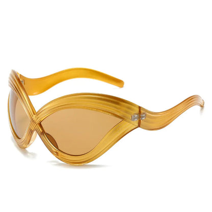 Oversized Cat Eye Futuristic Sunglasses – UV400 Y2K Punk-Style 2000s Party Glasses for Bold Summer Fashion and Cool Statement Looks