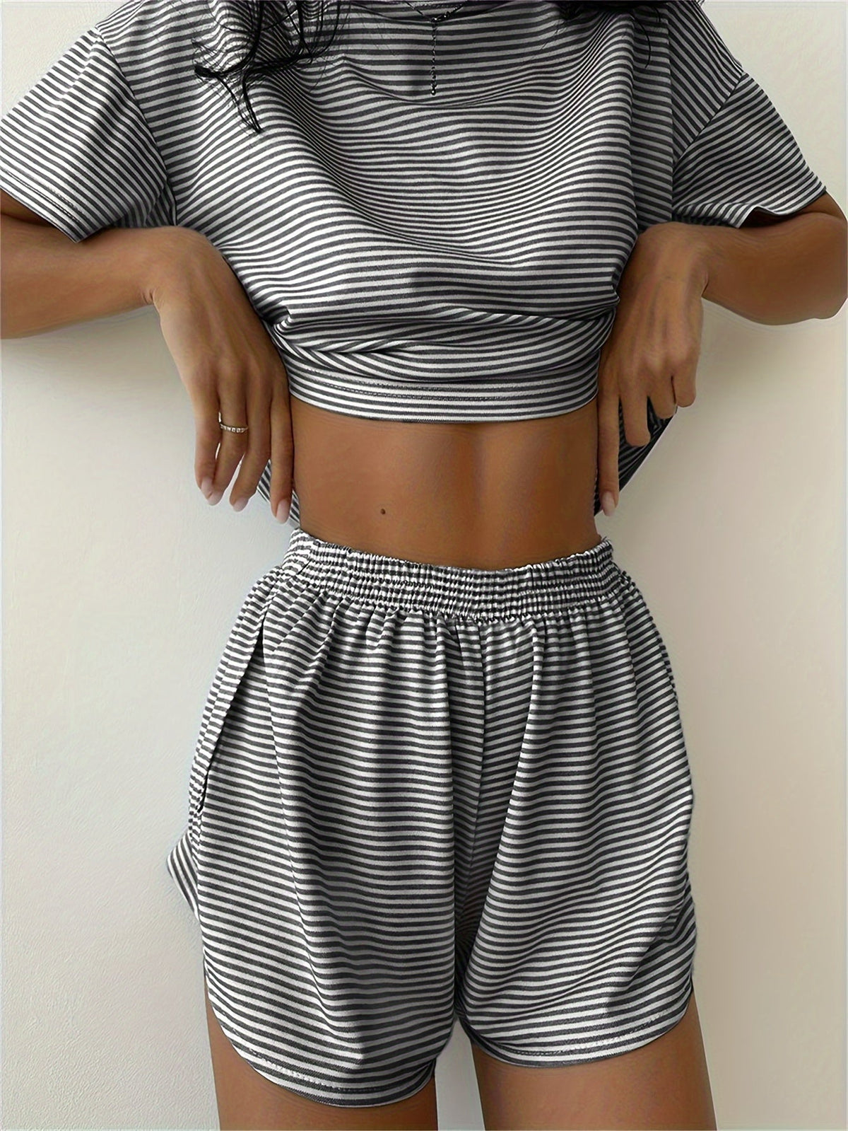 Striped Knit Pajamas Set - Loose-Fit Top with Slit Shorts, A Casual Yet Stylish Look You Can Comfortably Wear Outside