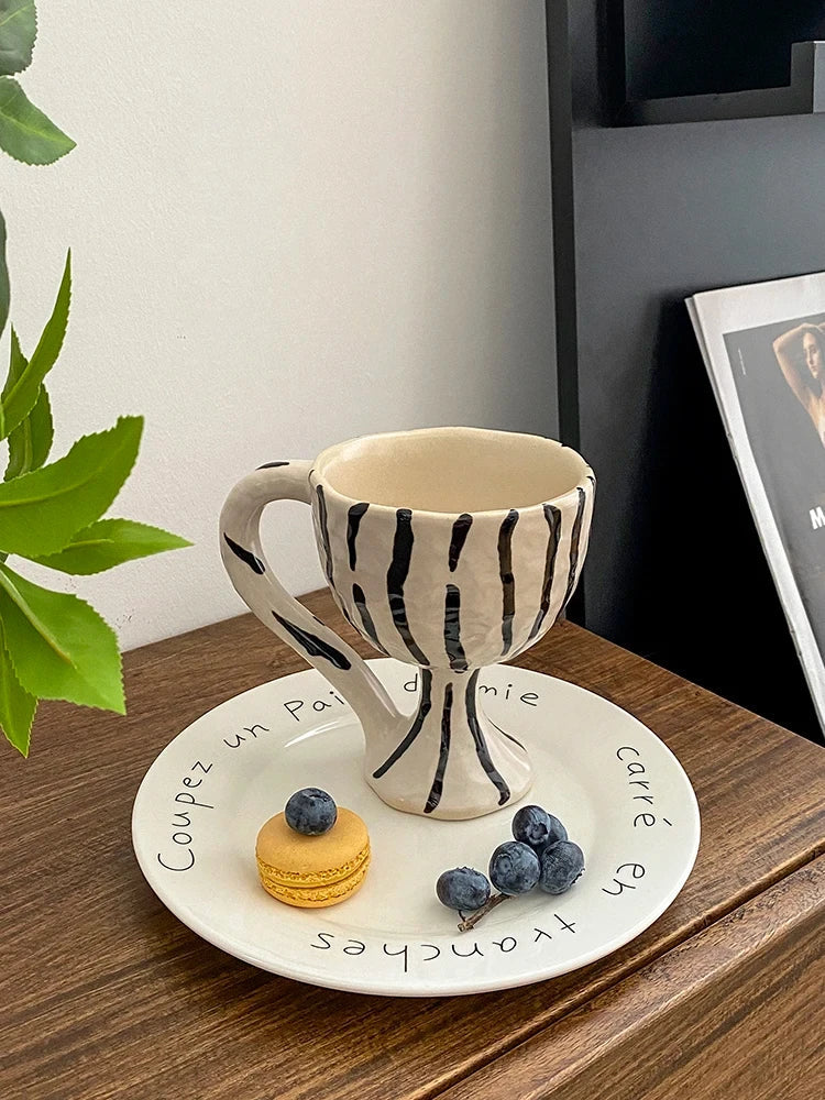 Retro Ceramic Goblet Cup – Irregular Vintage-Style Wine, Coffee, Ice Cream Dessert Mug for Chic Home or Café Table Display