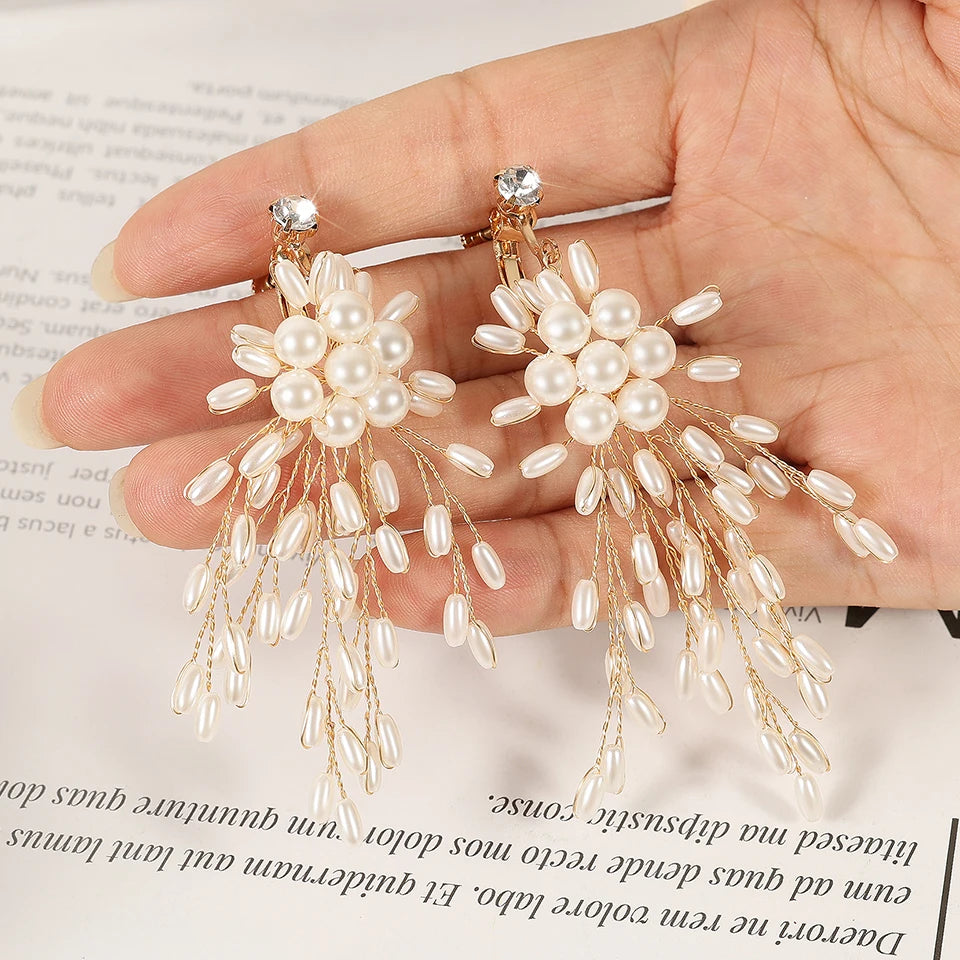 Elegant Imitation Pearl Flower Earrings – Luxury Handmade Bridal Jewelry for Weddings, Parties, and Timeless Sophisticated Style