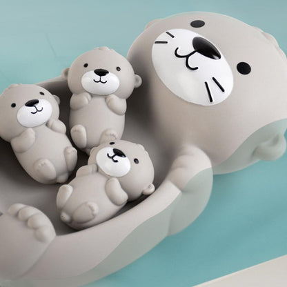 Floating Otter Animal Bath Toy Set for Kids – Educational and Fun Water Play for Swimming Pools and Bathtubs, Durable and Colorful