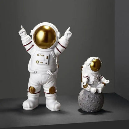 Astronaut Resin Decor – Space-Inspired Desk & Bedroom Décor, Perfect Gift for Space Enthusiasts